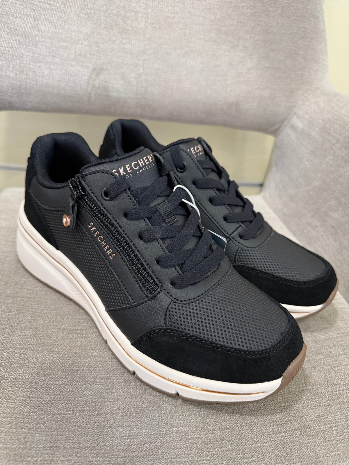 SKECHERS 190370 BILLION FLEX-LUXE UP