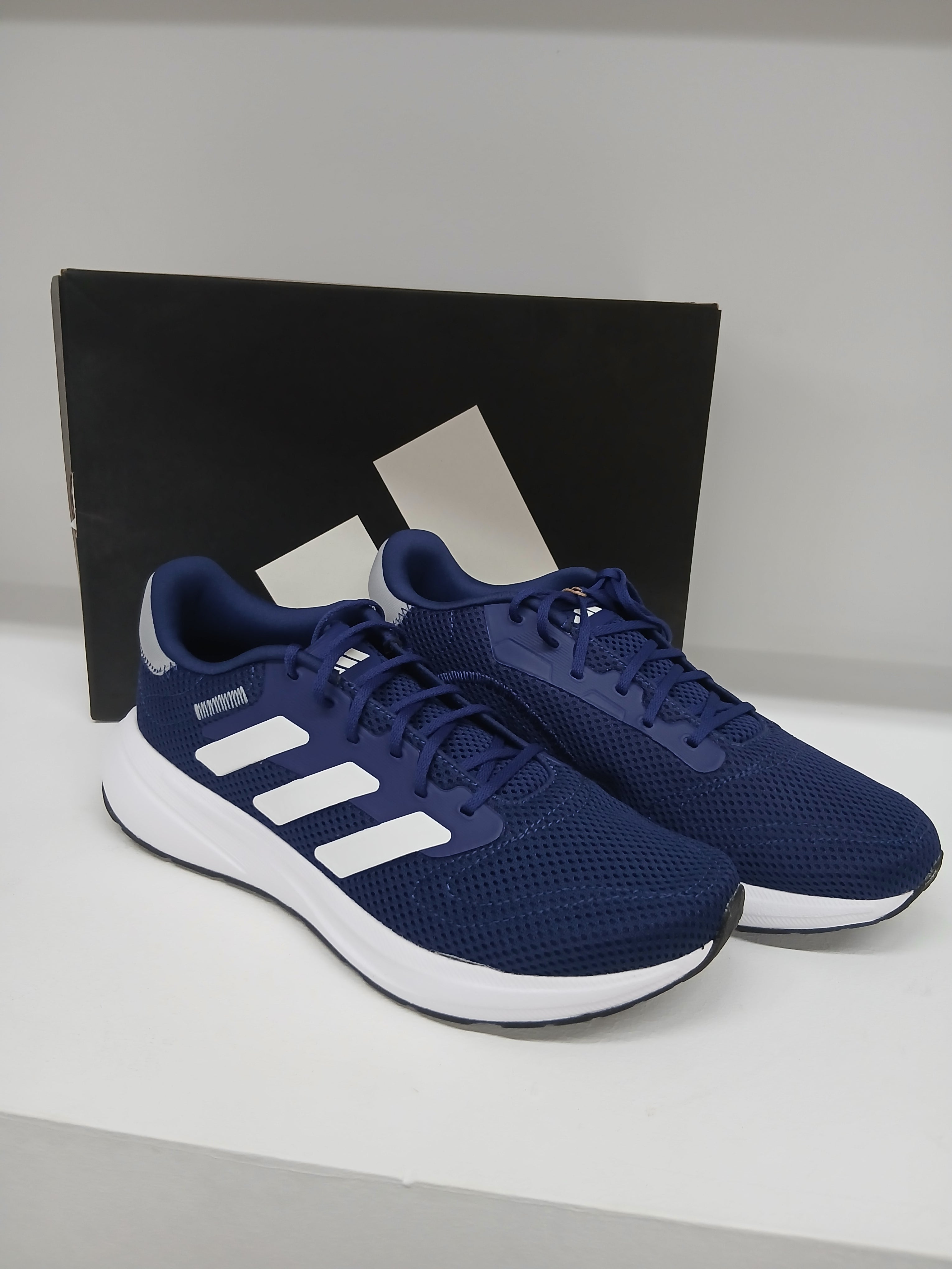 ADIDAS RESPONSE RUNNER U IH6103