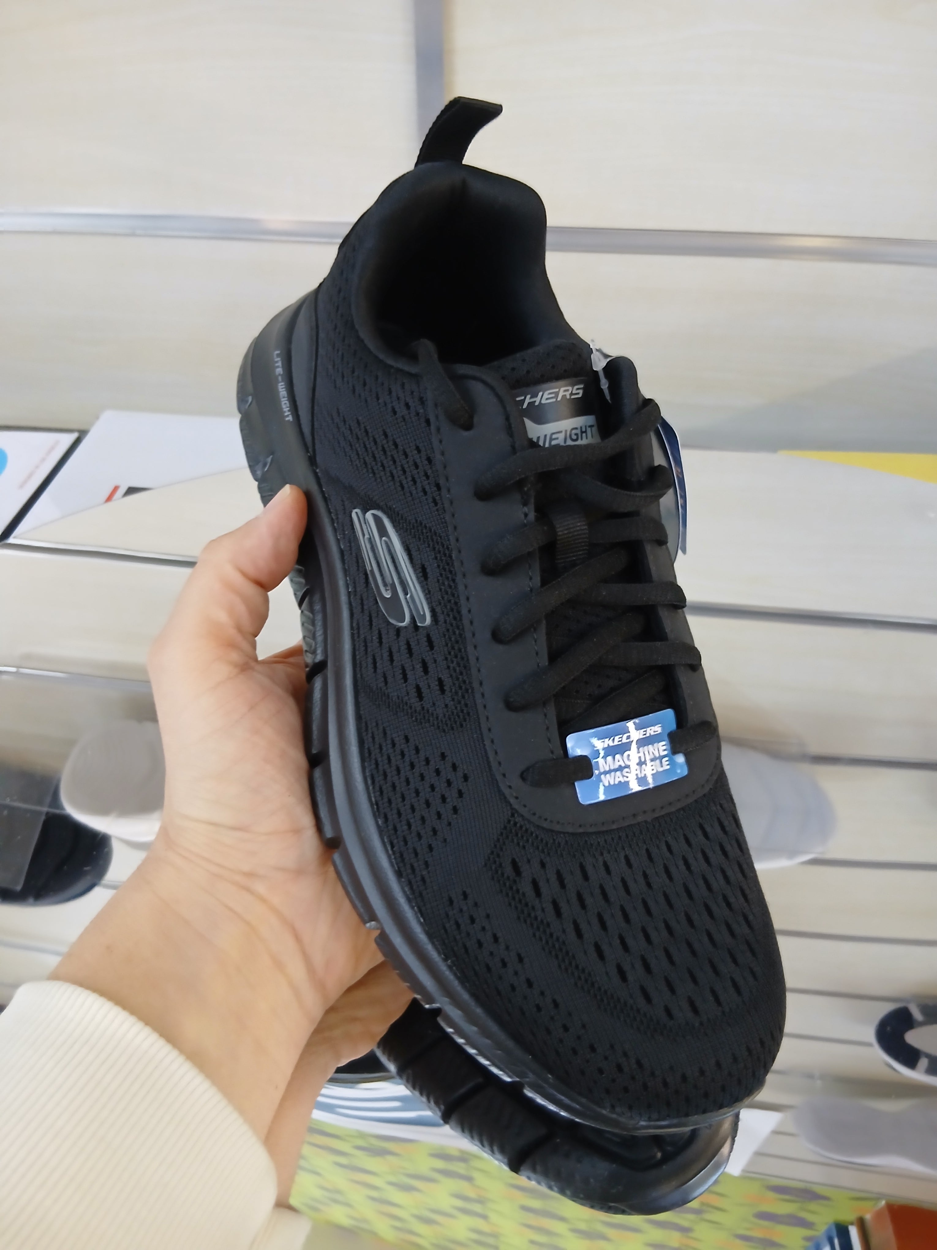 SKECHERS TRACK-LESHUR  232758