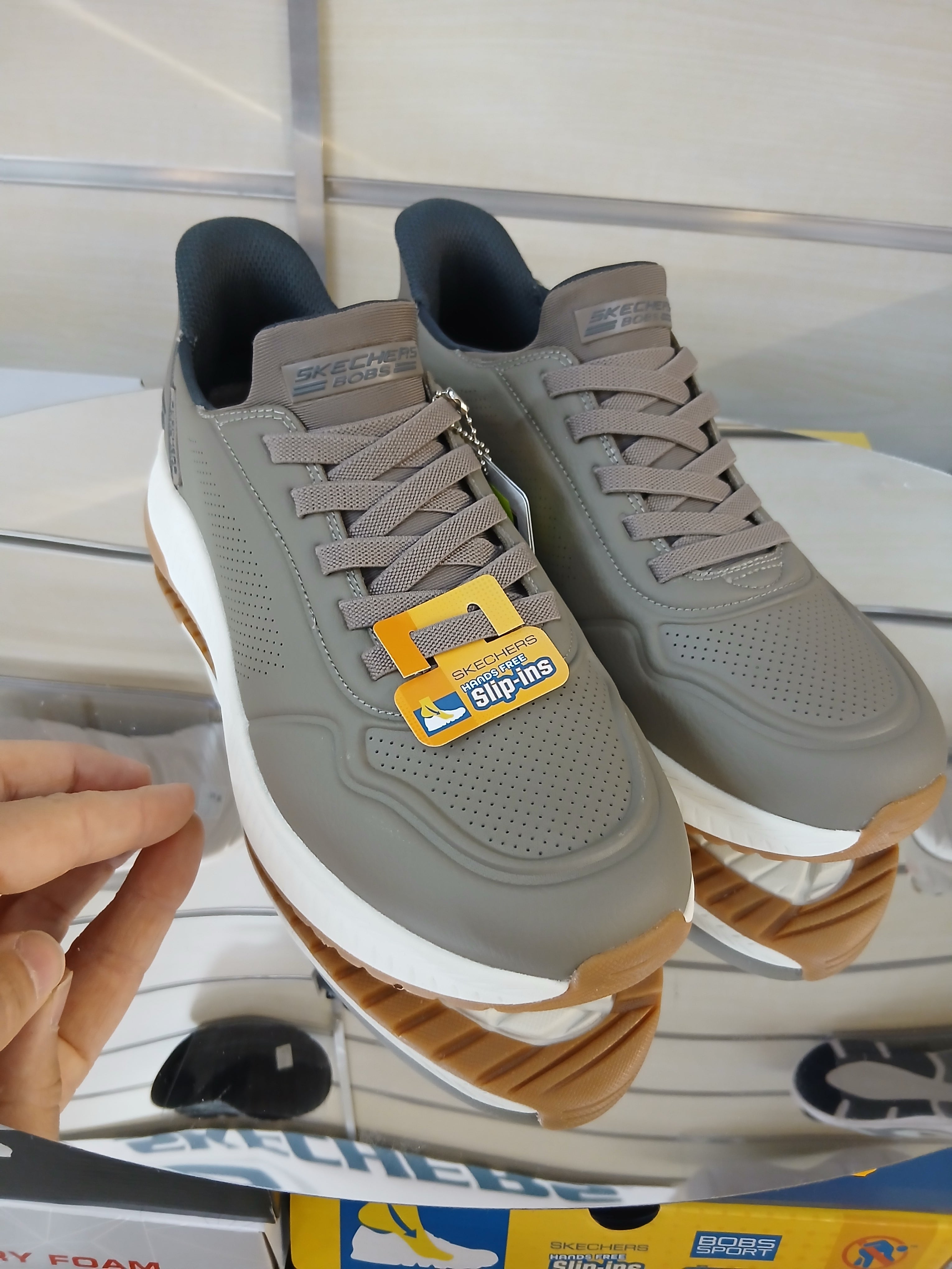 SKECHERS BOBS SQUAD 4-DIRECT STEP SLIP-INS  118424