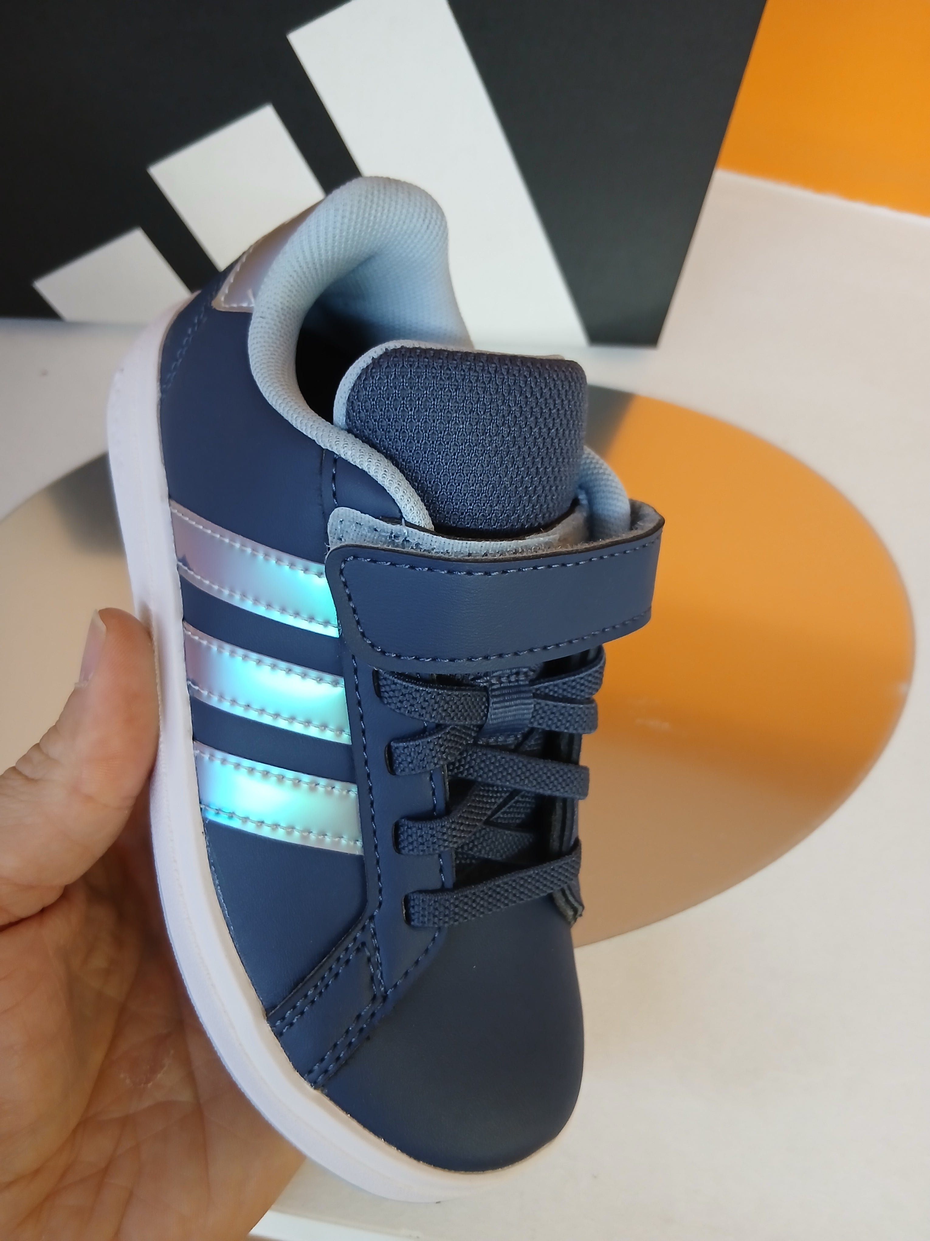 ADIDAS GRAN COURT 2.0 EL C  JR6118