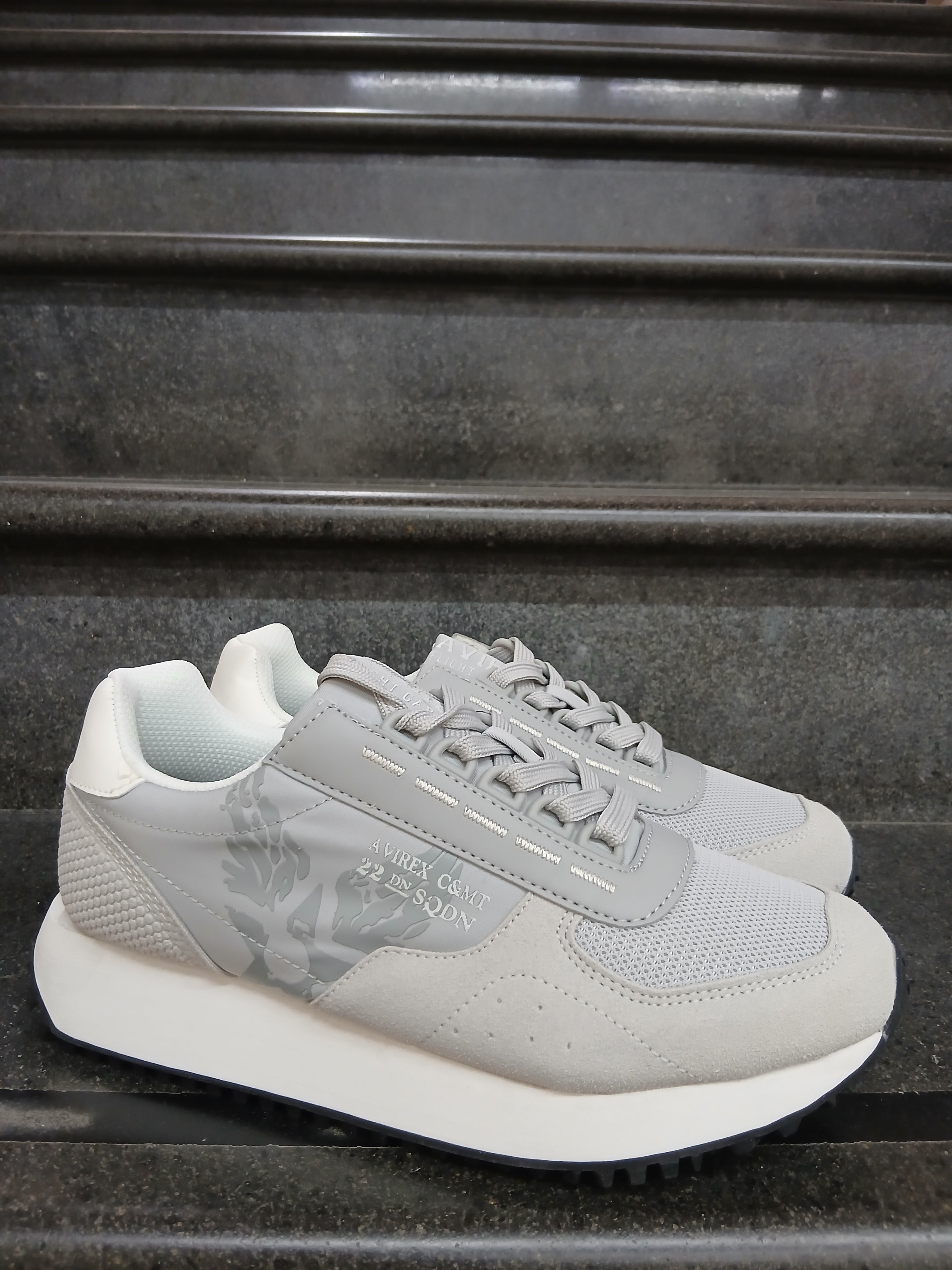 AVIREX MODULA R002 SUENYL CALEB 376