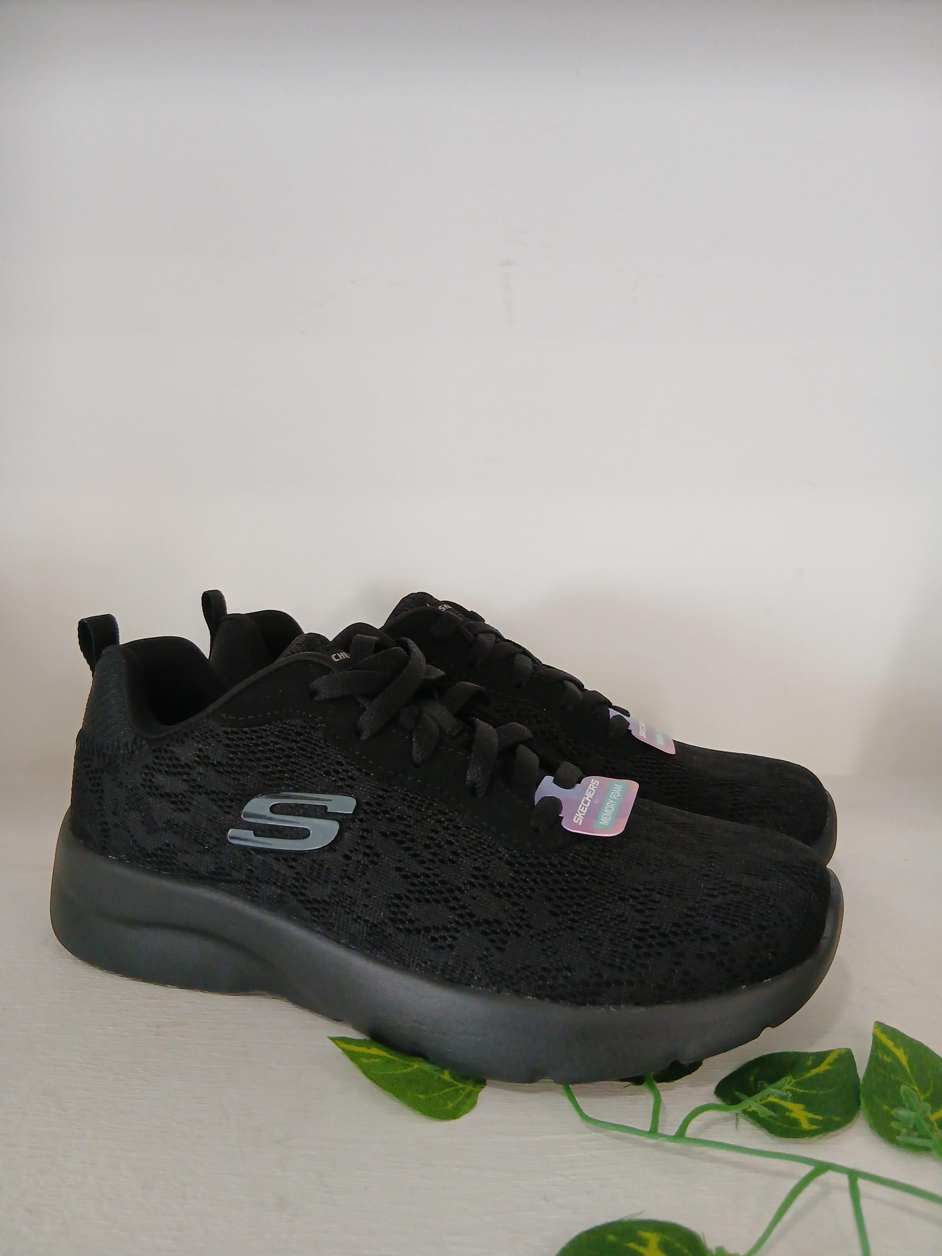 SKECHERS DYNAMIGHT 2.0 HOMESPUN