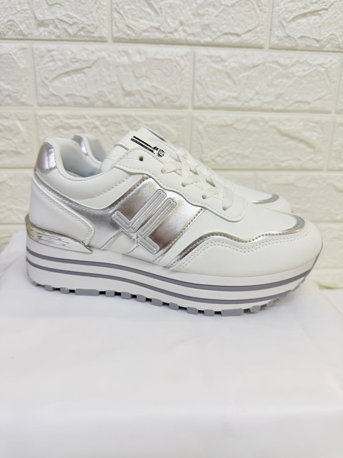 LANCETTI LNC-3070