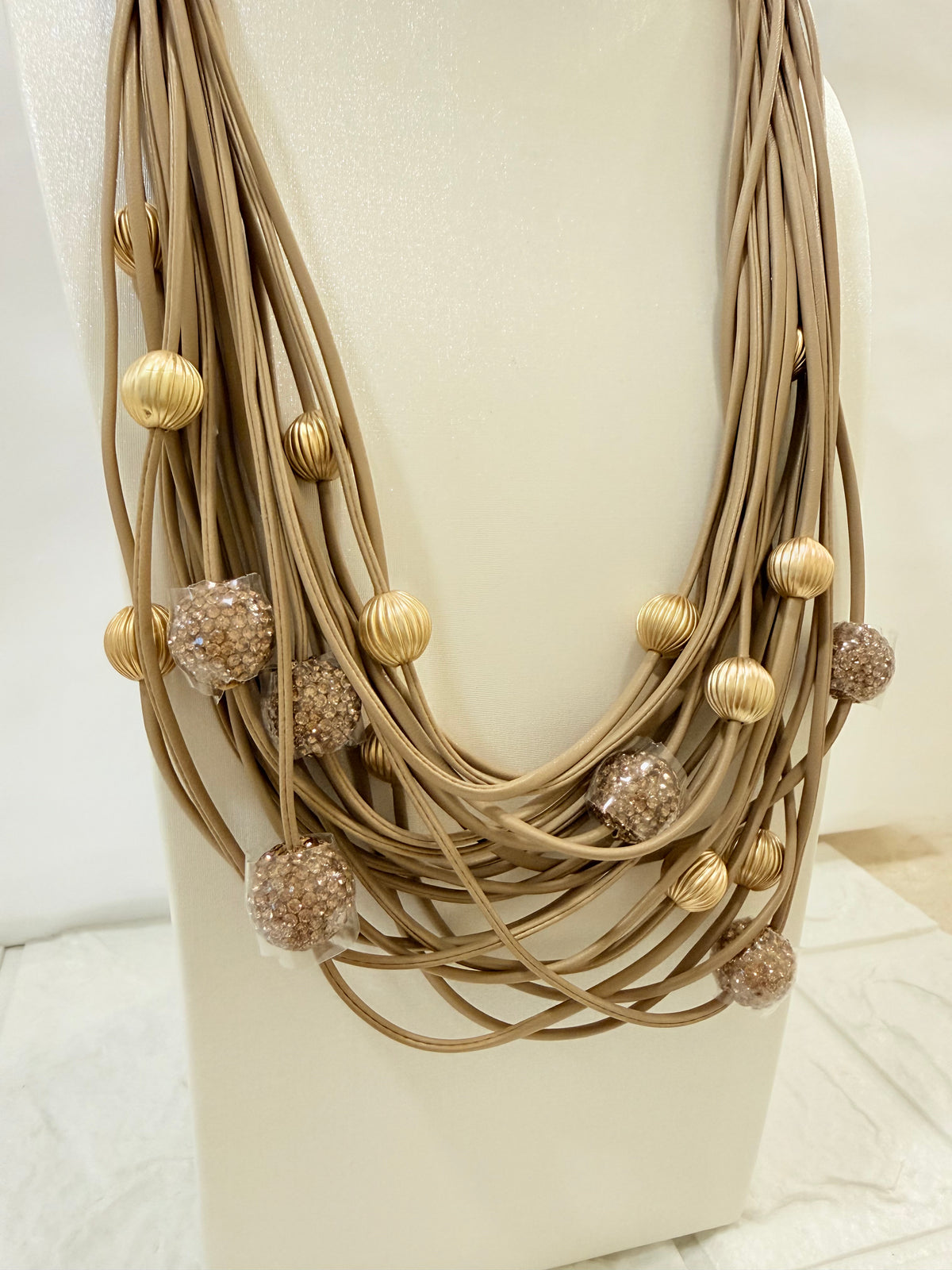 COLLANA MULTI