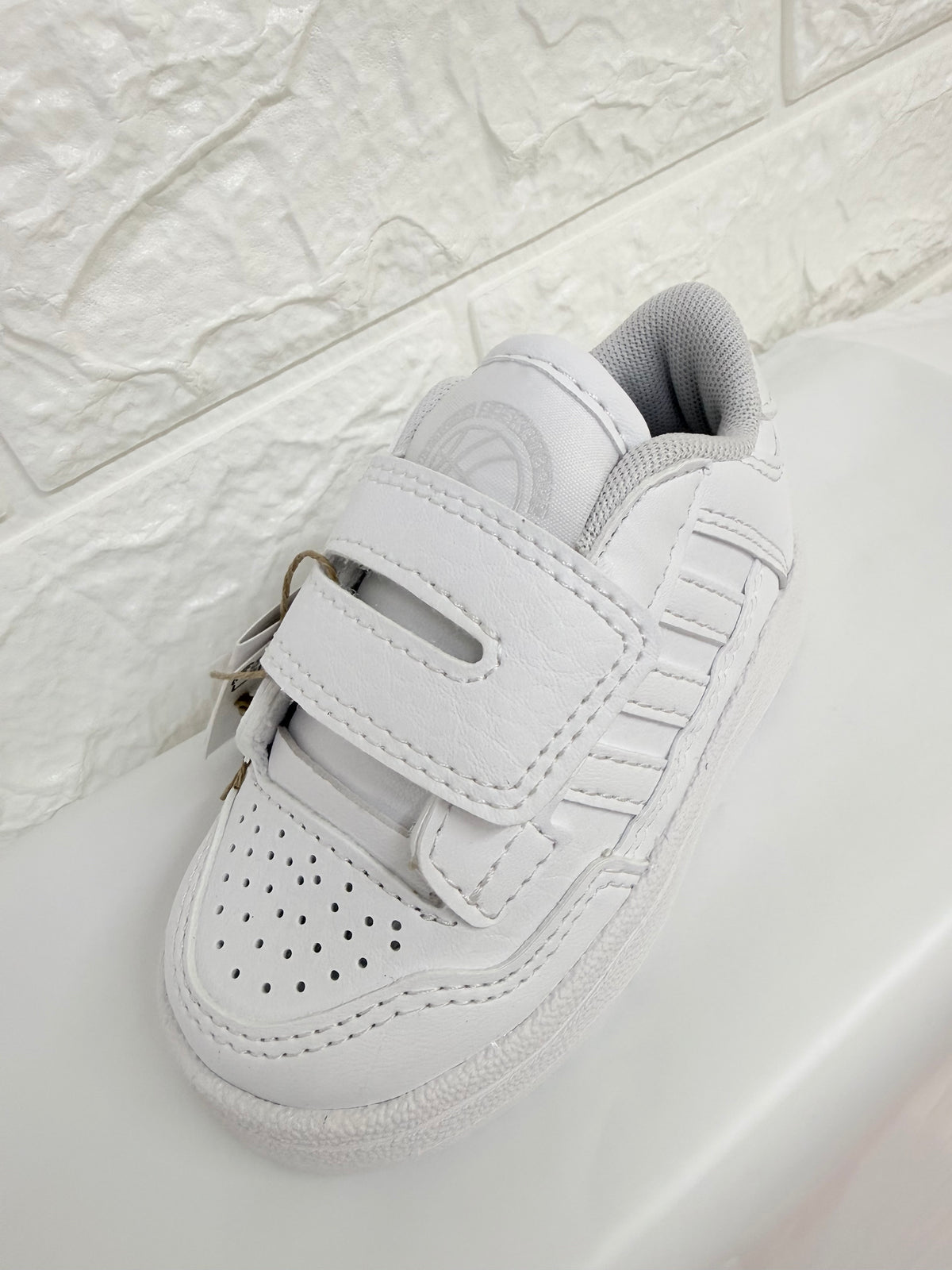 ADIDAS RAPID COURT KI8863
