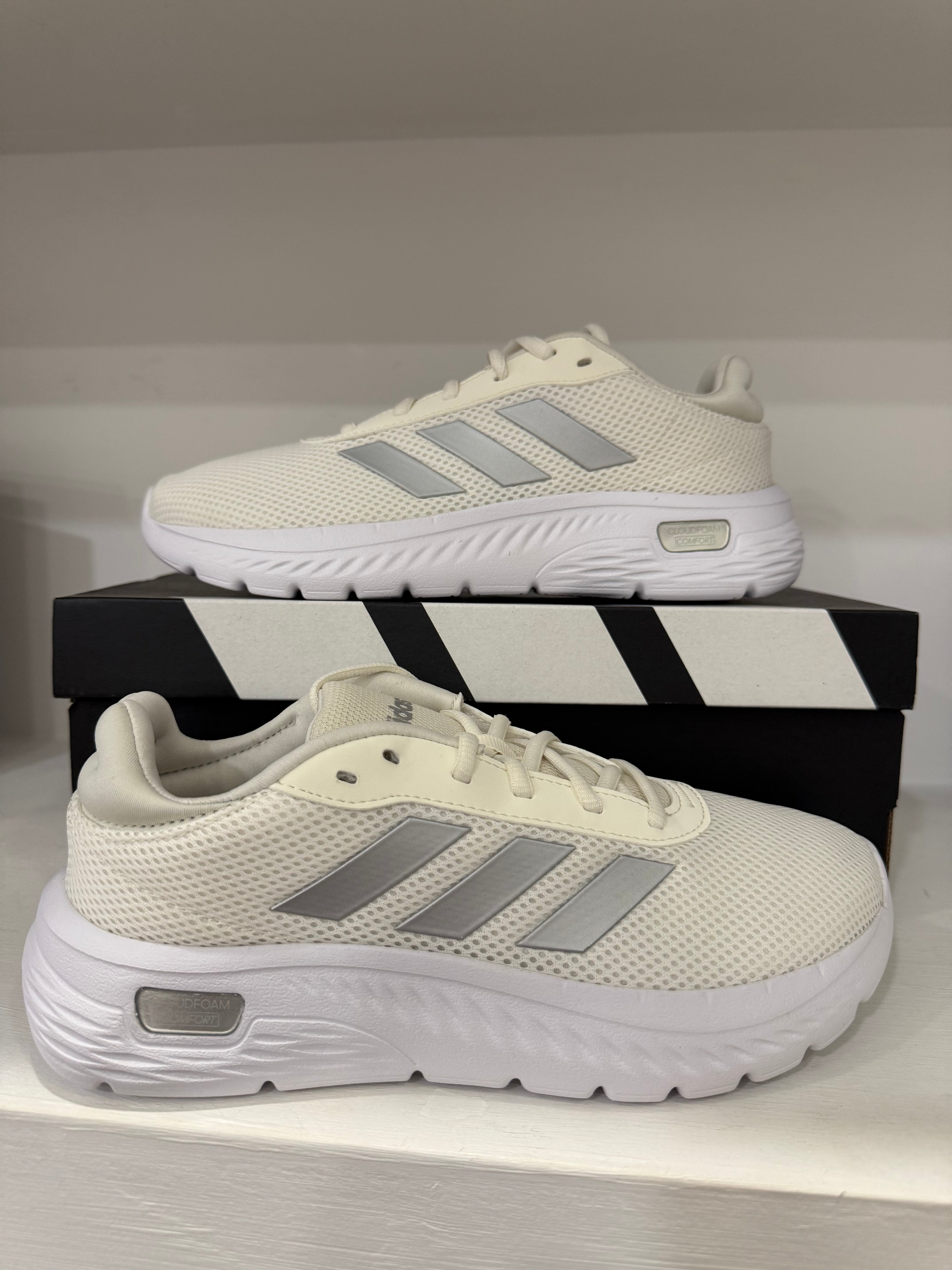 ADIDAS  CLOUDFOAM COMFY JH6830