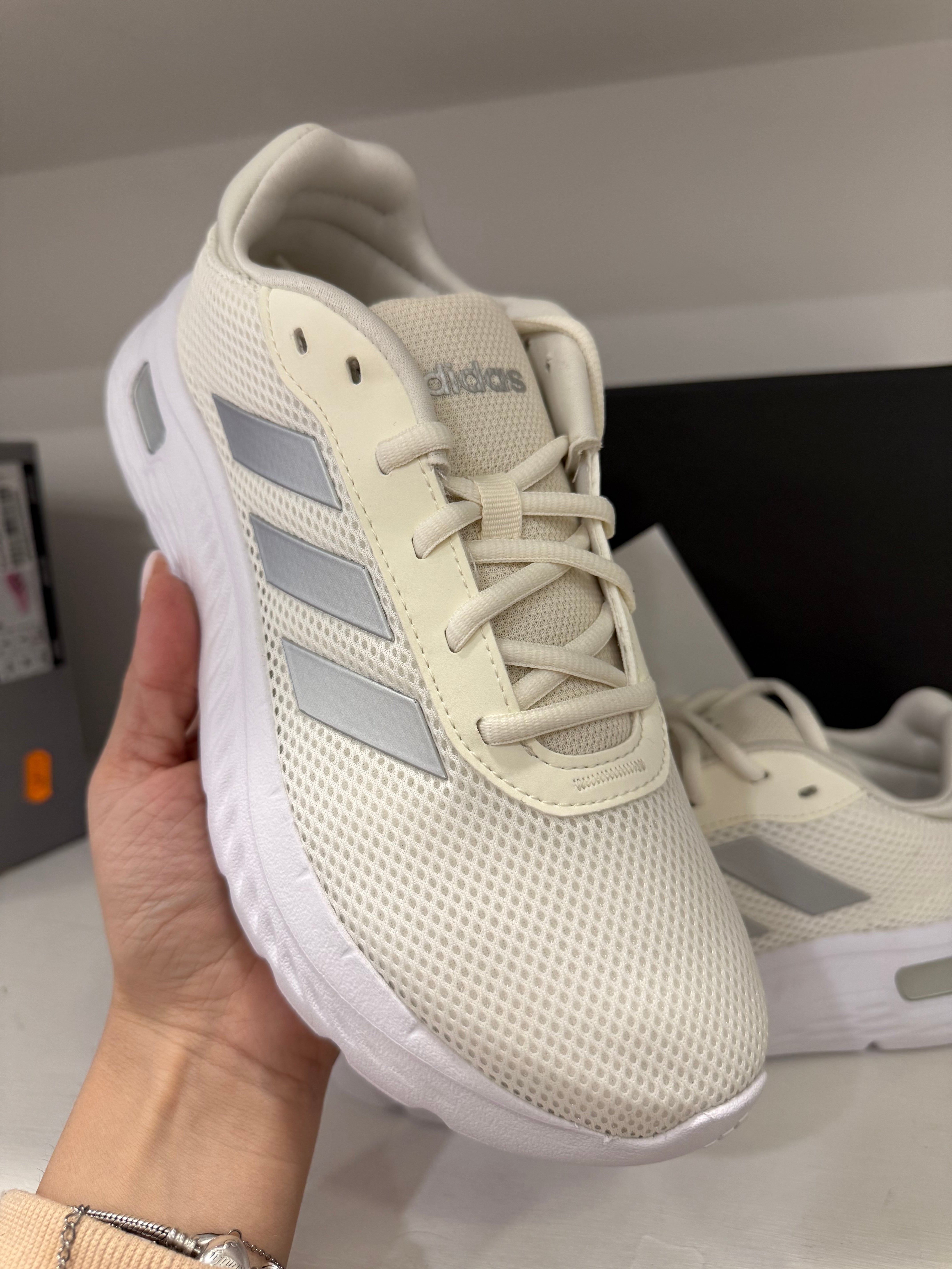 ADIDAS  CLOUDFOAM COMFY JH6830