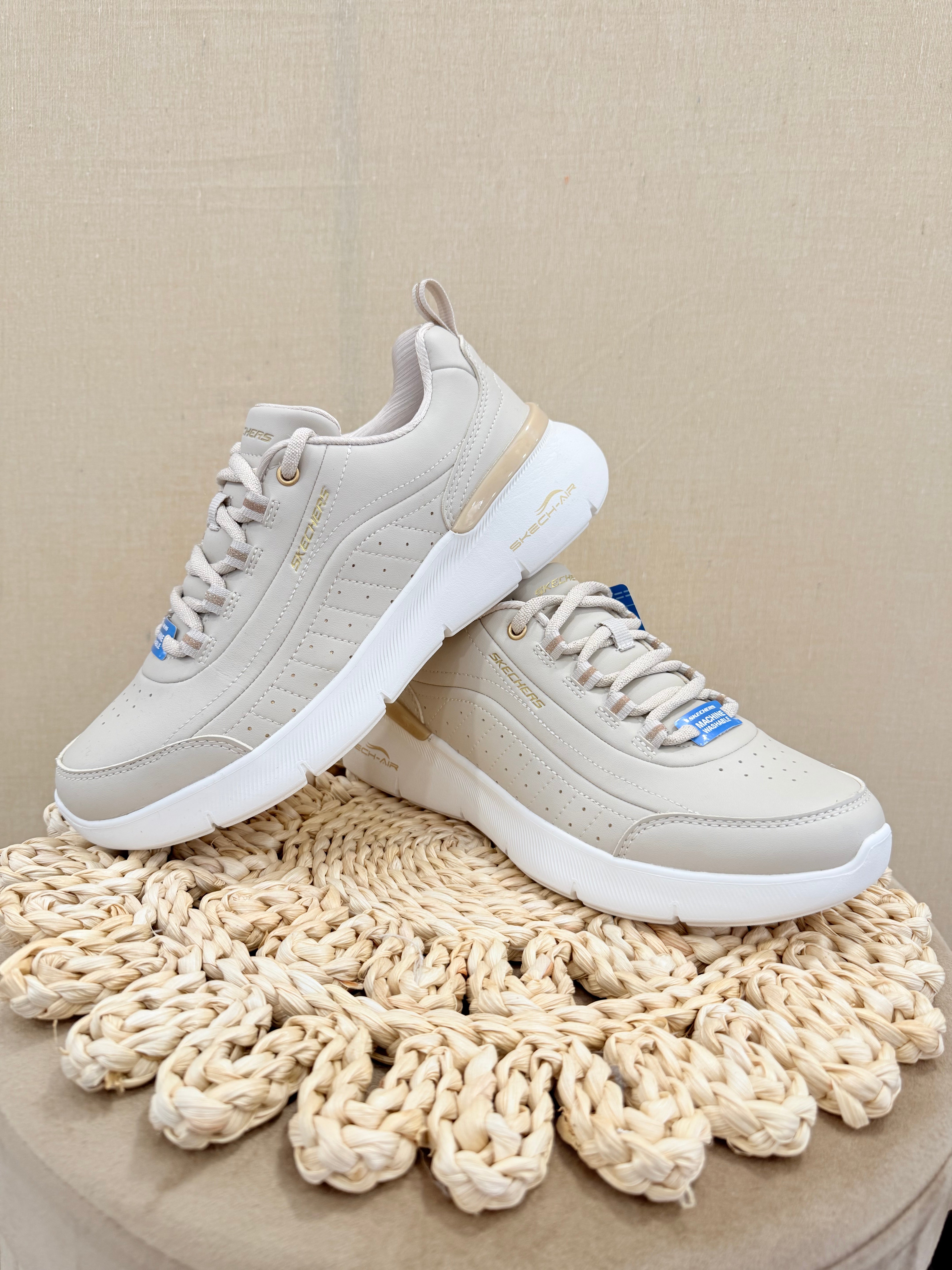 SKECH-AIR  DYNAMIGHT 2.0 MODERN GLIMPSE 150373/NTGD