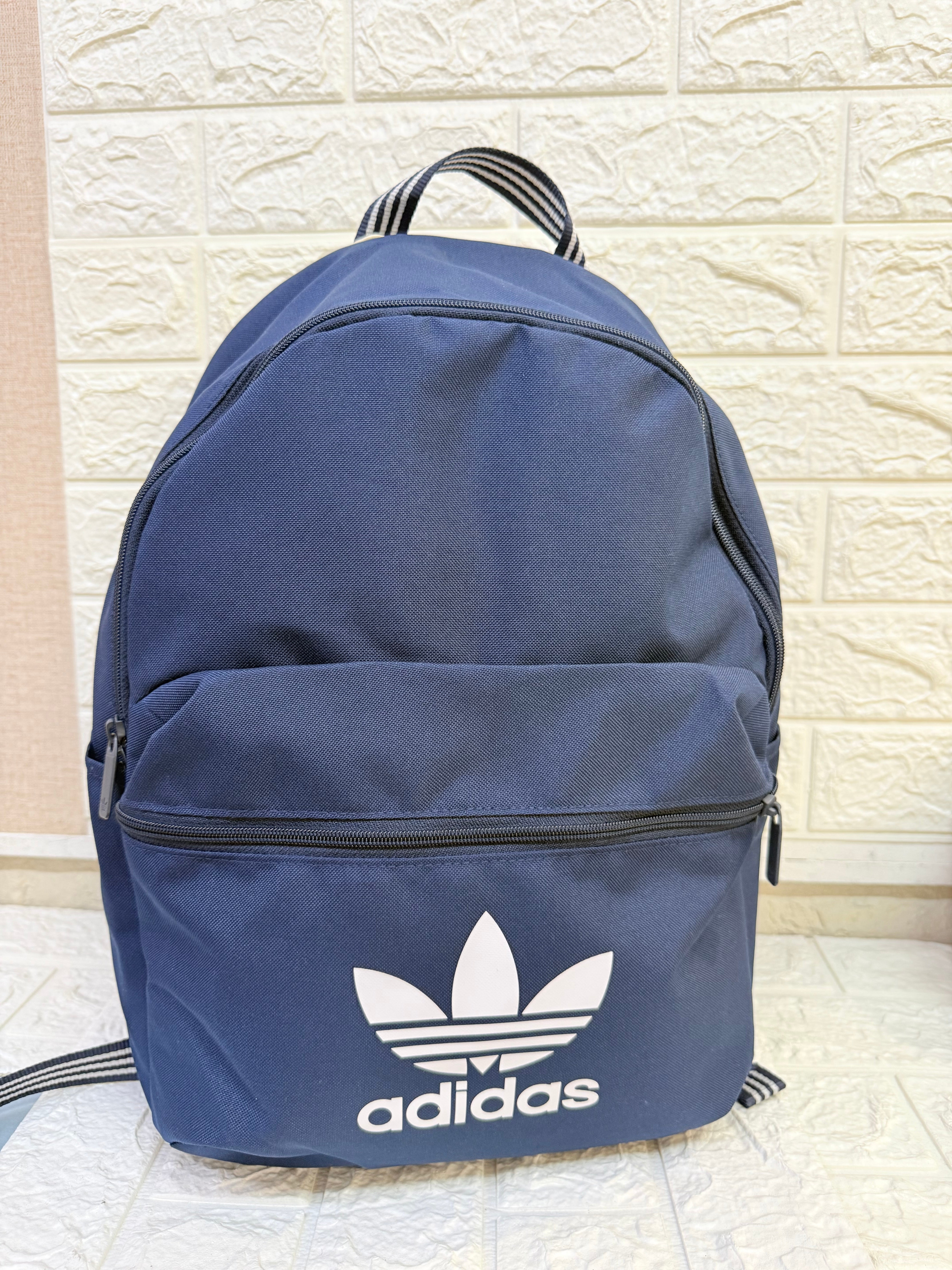 ADIDAS IL1960